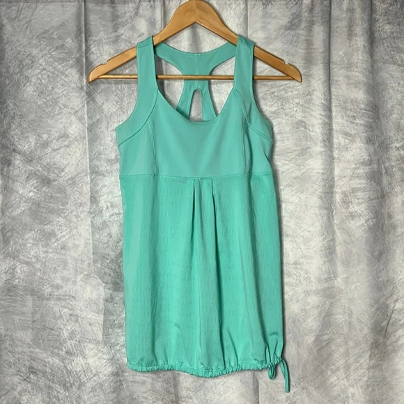 Old Navy Active Loose Fit Racerback Tank - Small - Picture 8 of 11